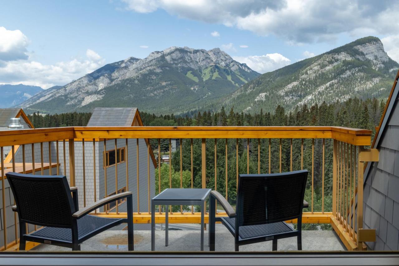 Hotel Canoe And Suites Banff Exterior photo